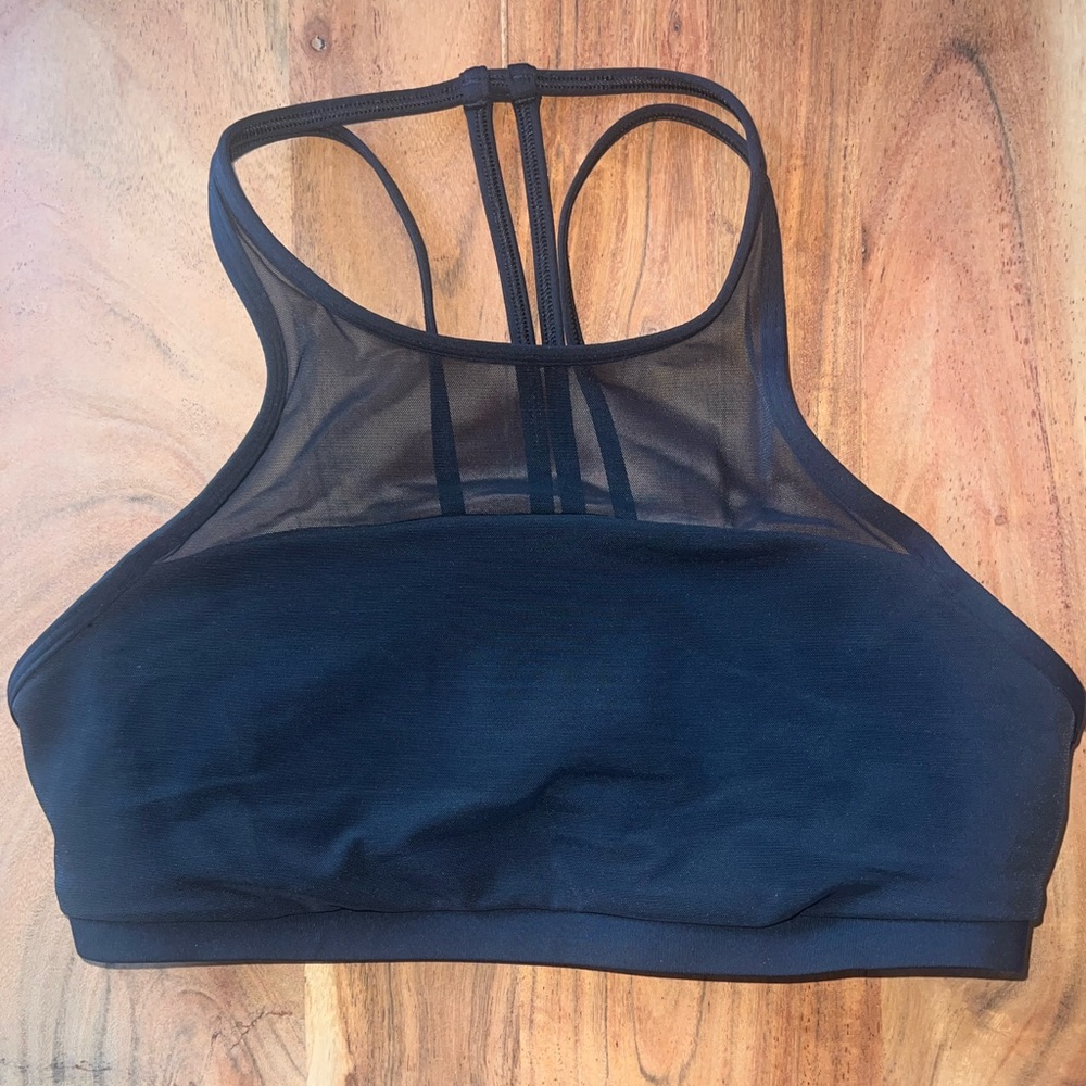 Lululemon | Black | Size 6